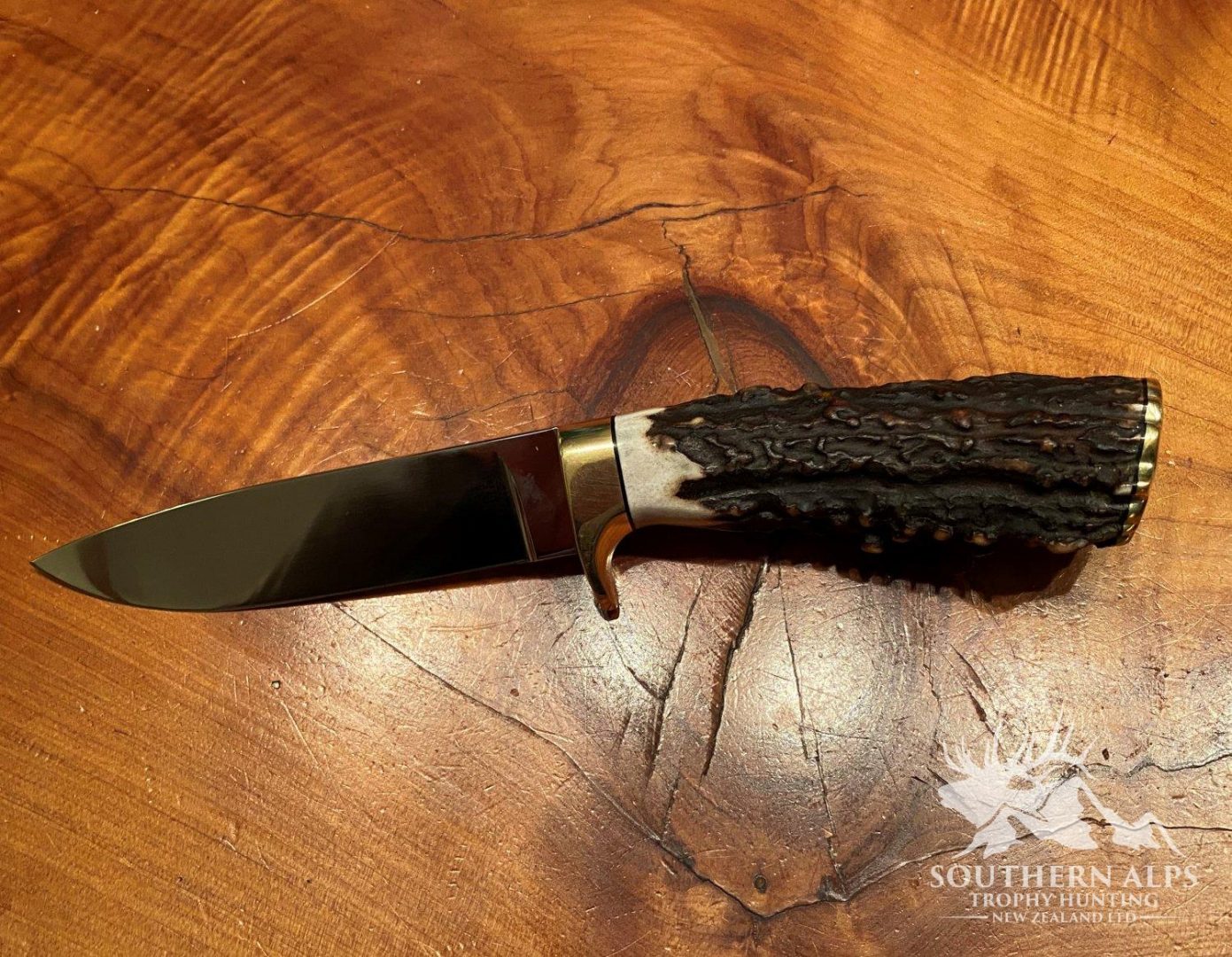 Hand Crafted Hunting Knives Southern Alps Trophy Hunting New Zealand